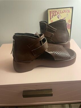 Brown Platform Open-Toe Sandal Boots